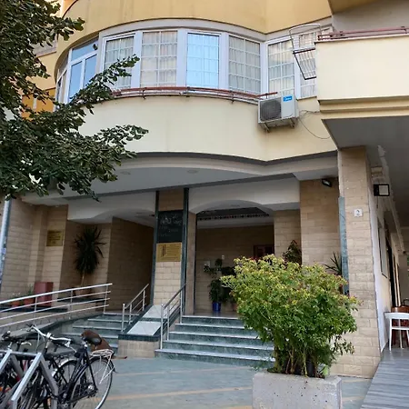 Rita In Centre Διαμέρισμα Τίρανα
